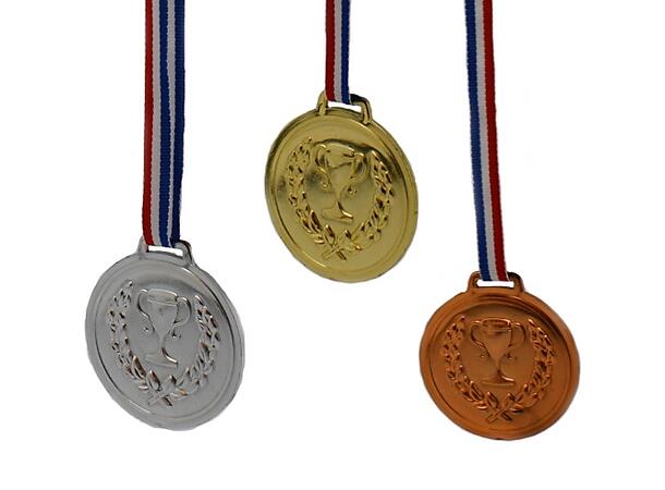 Vinnermedaljer - Gull,Sølv,Bronse 6 Medaljer (2 av hver) - m/Bånd